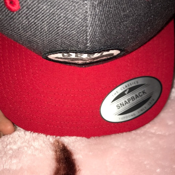 California hat - Picture 2 of 6